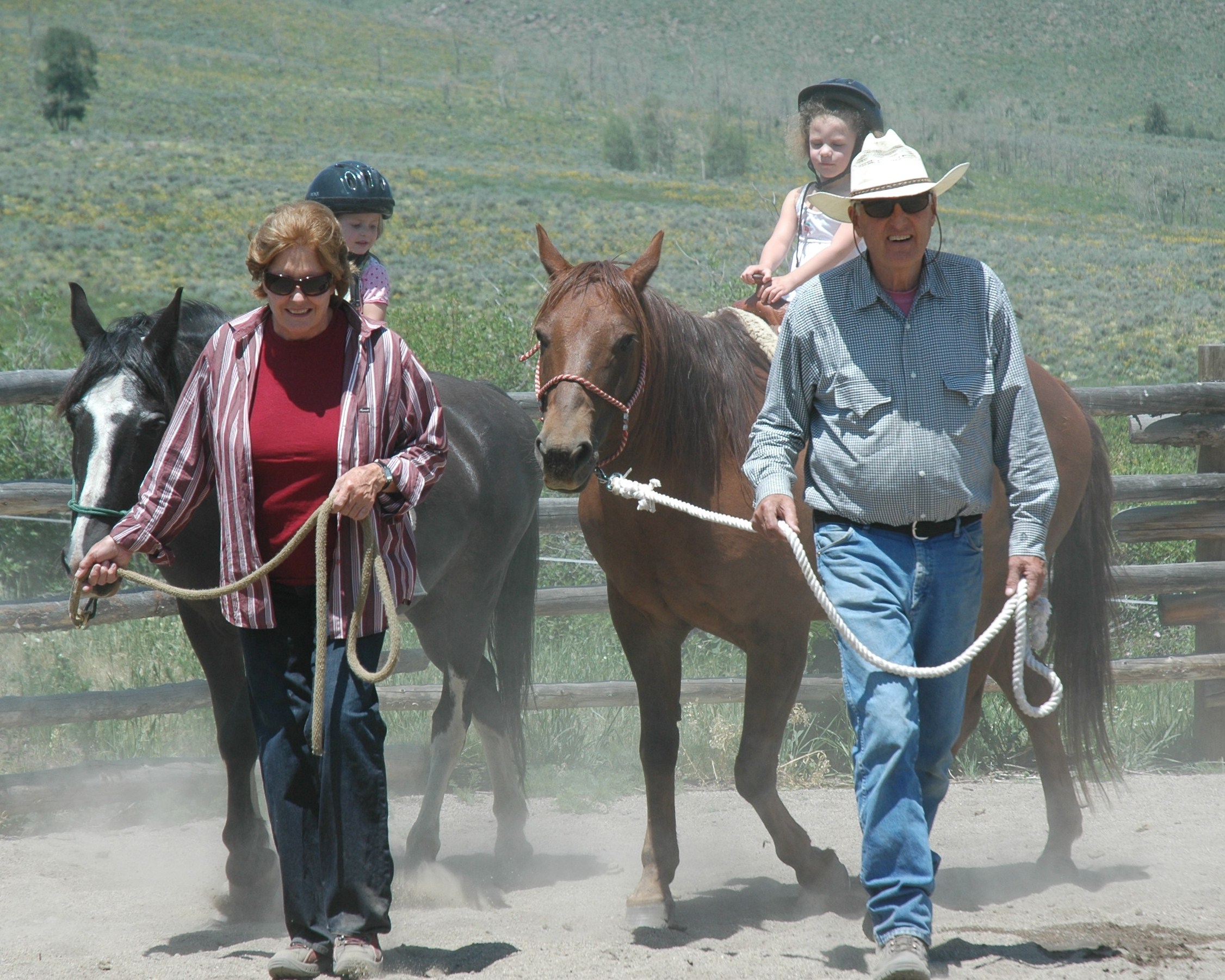 071308 George and Pam Beardsley Horseing Around